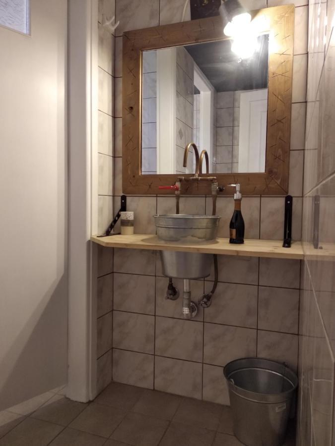 Alternative Country House 10 Minutes From Athens Airport أرتيميدا المظهر الخارجي الصورة